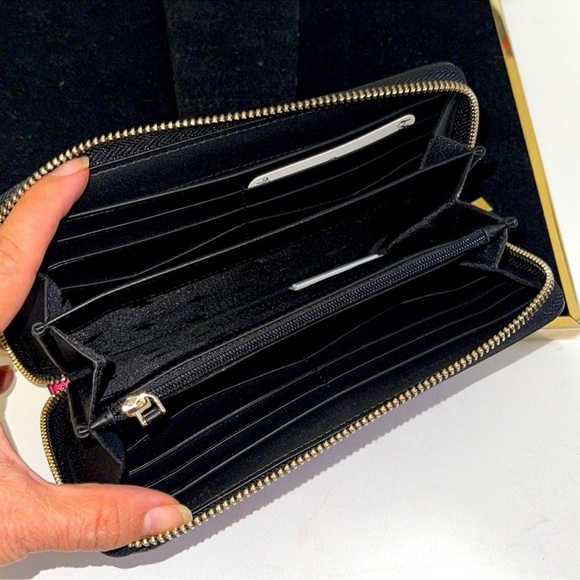 Kate Spade staci large continental wallet wrapping paper stripe - Picture 5 of 7